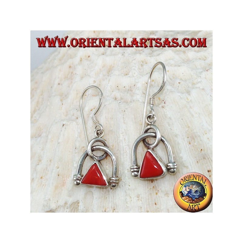 Pendientes de plata con coral natural triangular