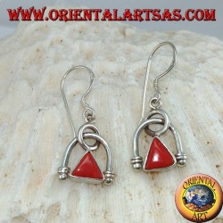 Pendientes de plata con coral natural triangular