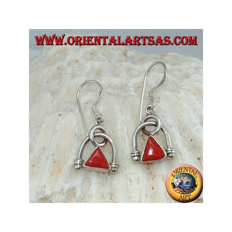 Pendientes de plata con coral natural triangular