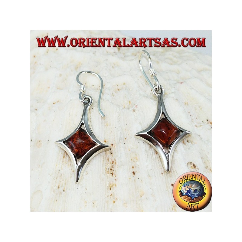 Belles boucles d'oreilles en argent avec de l'ambre