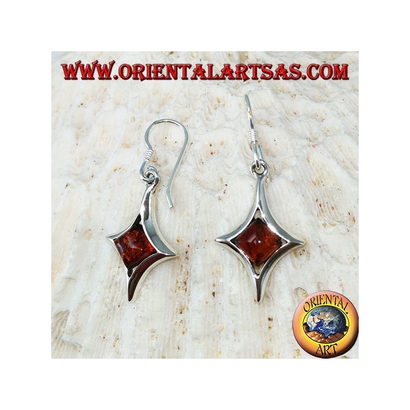 Belles boucles d'oreilles en argent avec de l'ambre