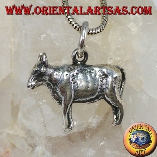 Colgante tridimensional de plata de toro
