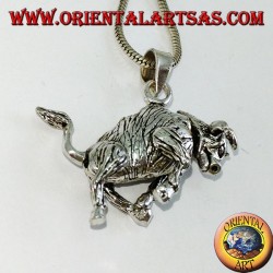 Colgante en plata tridimensional toro móvil mueve las piernas y la cabeza