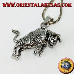 Colgante en plata tridimensional toro móvil mueve las piernas y la cabeza