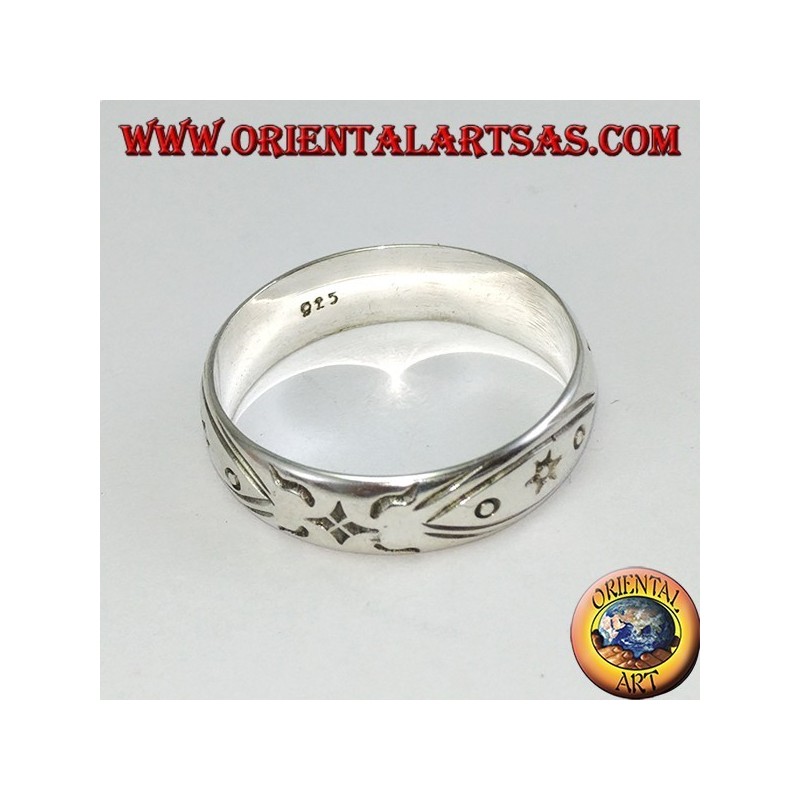 Bague en argent avec étoile incrustée à la main