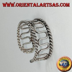 Silver ring burnished by feet or phalanx, wave wire
