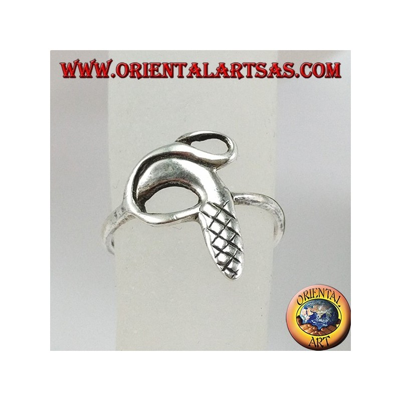 Anillo de plata con pies o falange, parecido a una serpiente