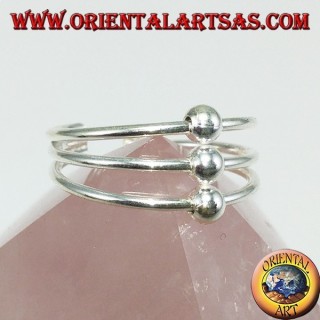Bague en argent avec pieds ou phalanges à trois brins avec trois sphères alignées