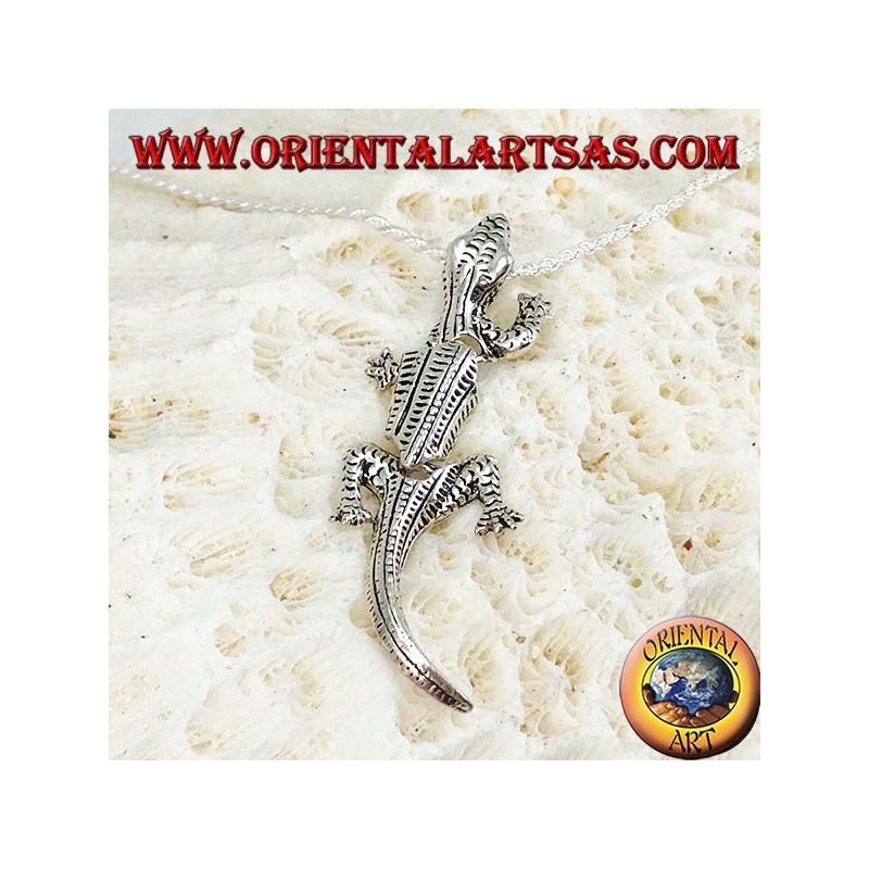Pendant in silver, Gecko mobile gecko with head up