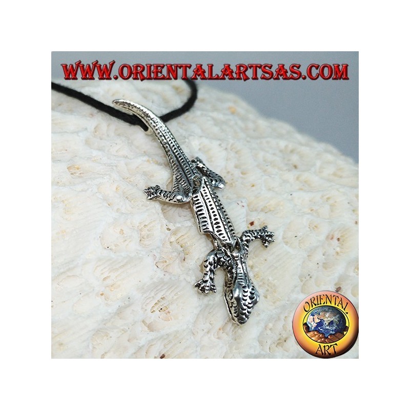 Pendentif en argent, gecko mobile avec la tête vers le bas