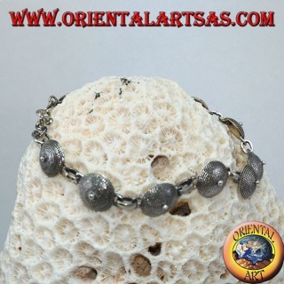 Bracciale in argento a scudo (disegno etnico )