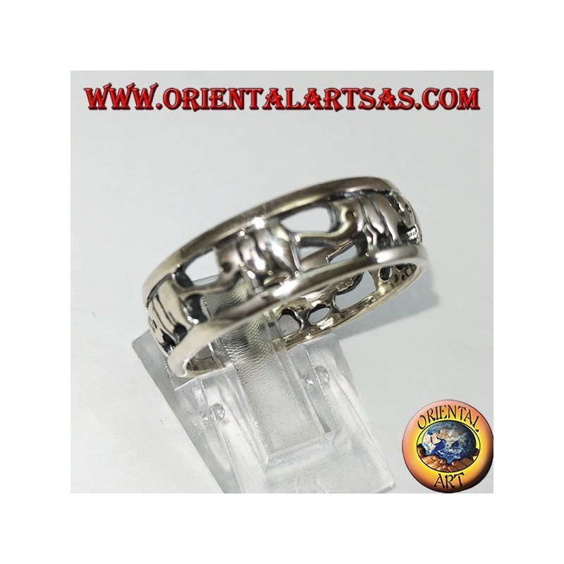 Band Ring in 925 Silber, Elefanten in einer Reihe mit Rüssel oben