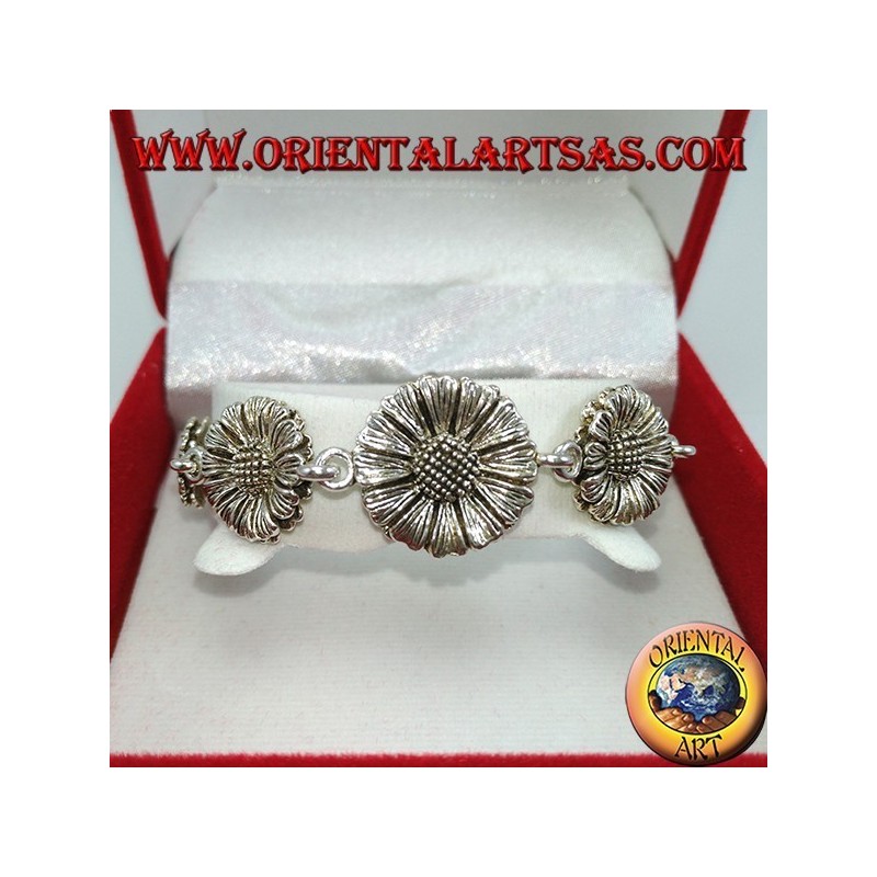 Pulsera de plata en forma de margaritas