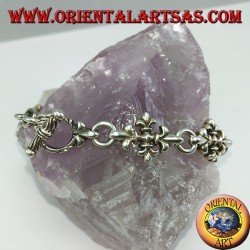 Bracelet avec des croix de lis argenté
