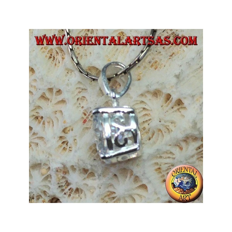 Silver pendant with round zircon