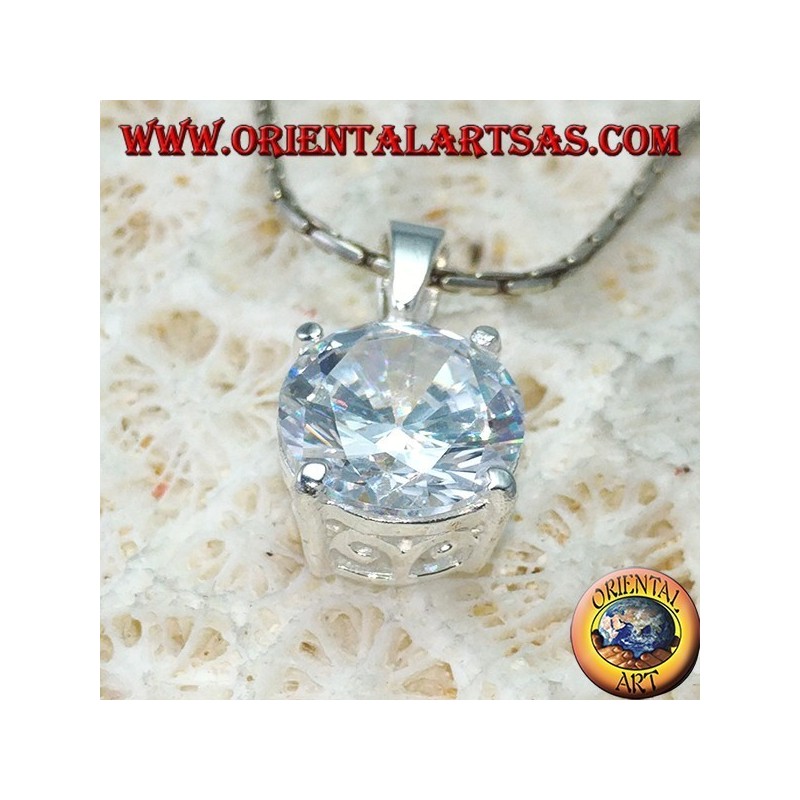 Colgante de plata con circón redondo