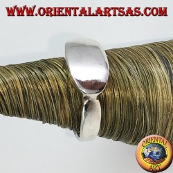 Smooth silver ring with oval cross shield