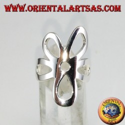 Ring aus glattem Silber mit einer Blume