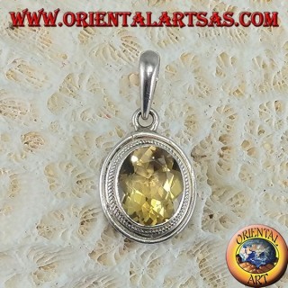 Silver pendant with oval faceted natural Topaz