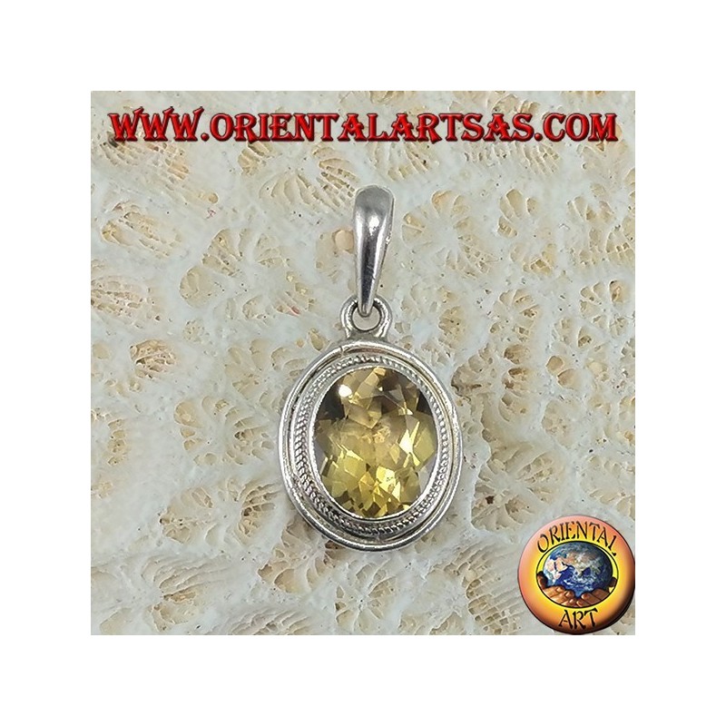 Silver pendant with oval faceted natural Topaz