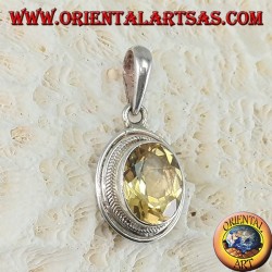 Silver pendant with oval faceted natural Topaz