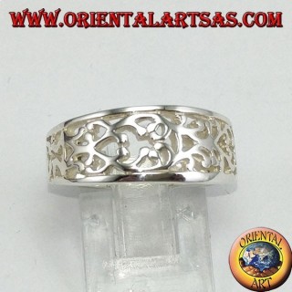 Bague en argent sculpté