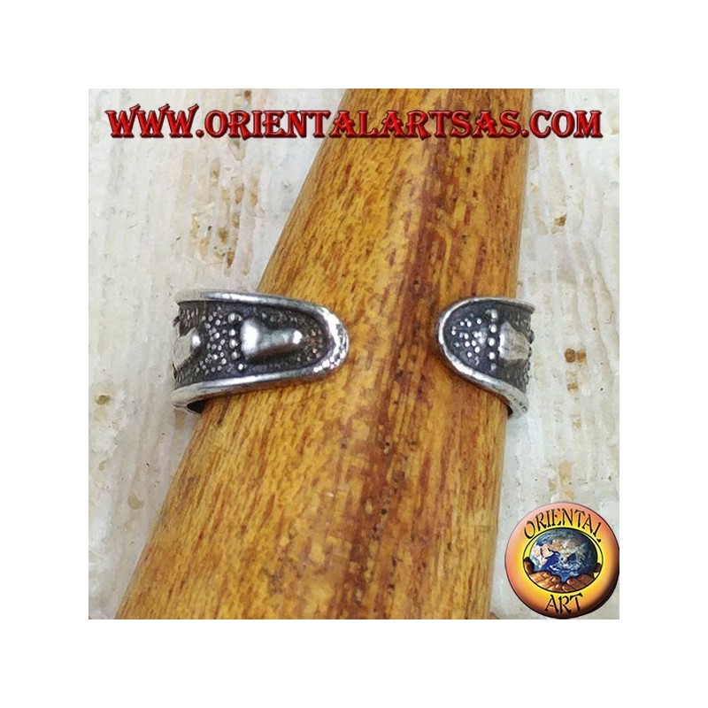 Bague en argent pour pieds ou phalanges avec pieds ciselés