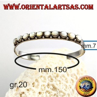Bracciale in argento rigido con madre perle tonde