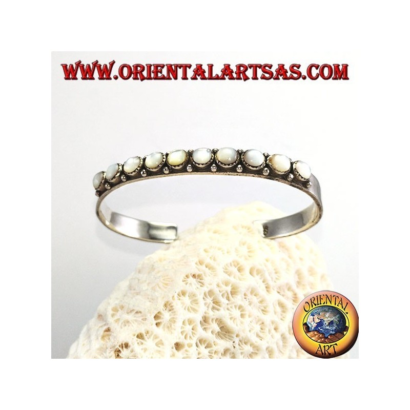Bracelet rigide en argent avec perles rondes