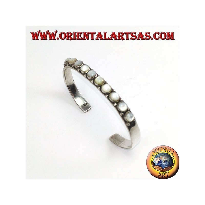 Starres Silberarmband mit runden Perlmuttperlen