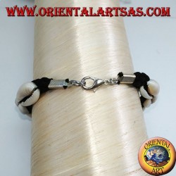 Bracelet de coquilles de carea cowrie avec fermoir en métal analergique