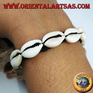 Caure Schalen Armband in einer Reihe