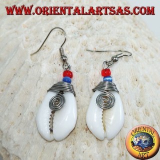 Cauri cowrie shell earrings with analergic metal