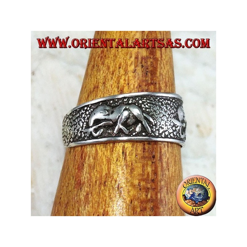 Silver ring for feet or for phalanxes with chiseled elephants