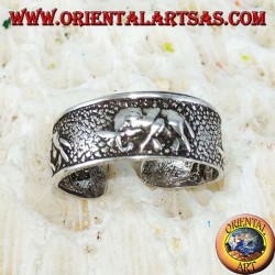 Bague en argent pour les pieds ou pour les phalanges avec des éléphants ciselés