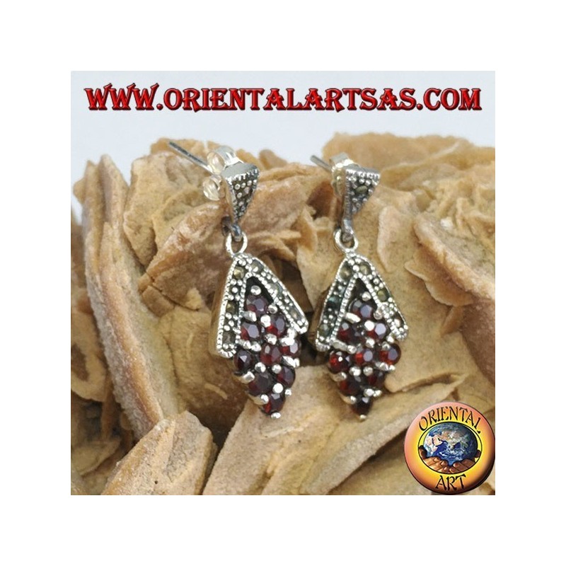 Pendientes de plata con nueve granates y marcasitas
