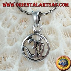 Pendentif médaillon en argent avec Oṁ Óm et Aum sculptés (syllabe sacrée)