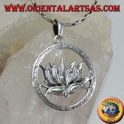 Colgante de plata Flor de loto en el círculo