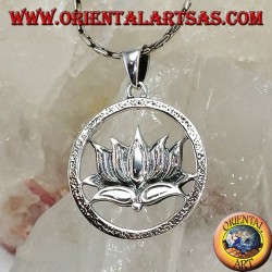 Pendentif argent fleur de Lotus dans le cercle