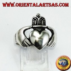 Claddagh silver ring Celtic symbol of Love Loyalty and Friendship (big)