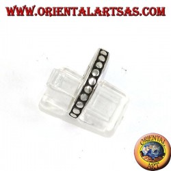 Bague en argent avec des points