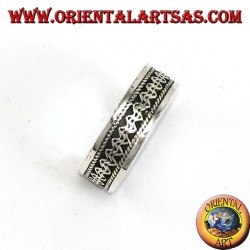 Offen gearbeitete Band