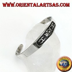 Silberarmband mit mitteltiefem Relief