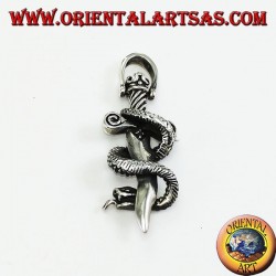 Pendentif en dague d'argent avec cobra
