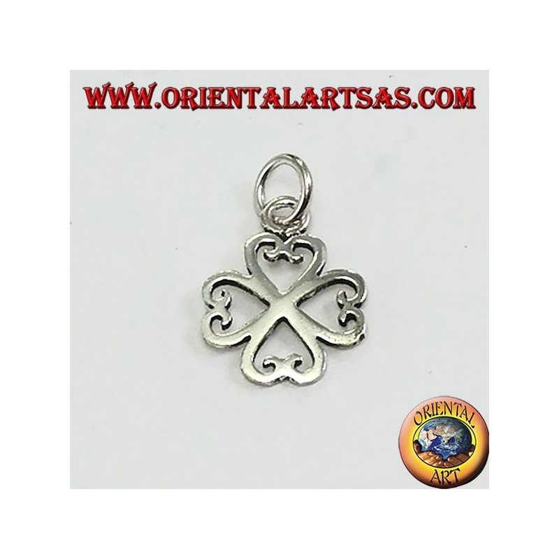 Ciondolo in argento, quadrifoglio di quattro cuori