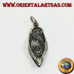 Pendentif en argent d'une chaussure indienne typique