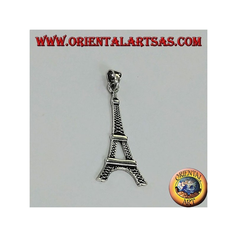 Silberner Anhänger im Eiffelturm, Symbol von Paris