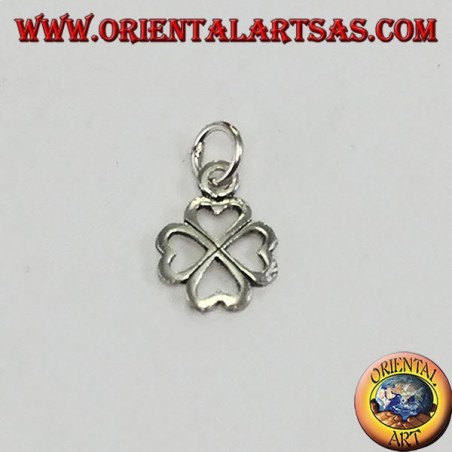 Ciondolo in argento quadrifoglio tondeggiante