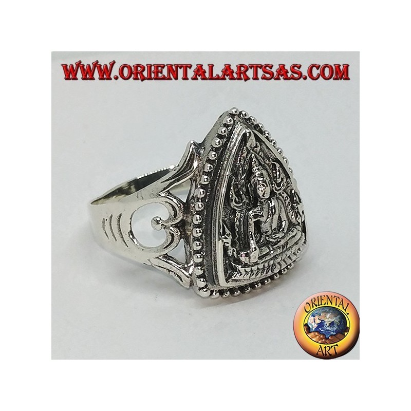 Anello in argento del  Buddha bhumisparsa