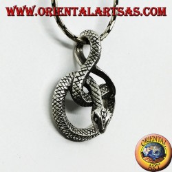 Colgante en plata, serpiente anudada